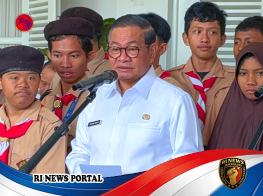 Gubernur DKI Jakarta Siapkan Kebijakan WFH dan PJJ Antisipasi Banjir di Hari Kerja