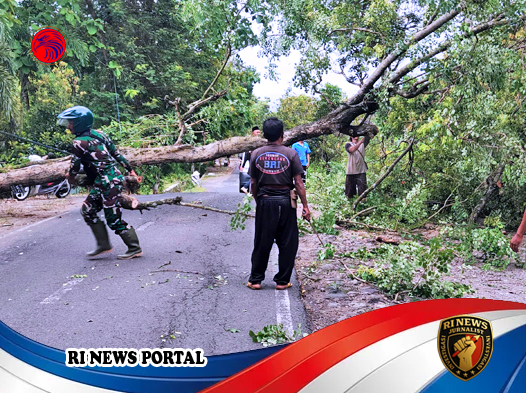 Lumpuhkan Jalur Vital Wonogiri-Pacitan