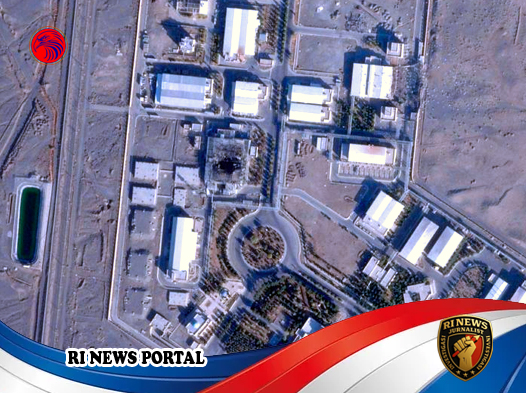 Pemandang di Atas Reruntuhan Nuklir