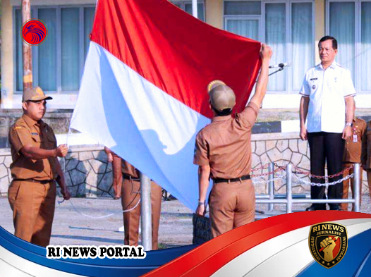 Wabup Yusman Zega Pimpin Upacara Bendera