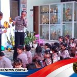 Anak TK Belajar Tertib Lalu Lintas Sambil Bermain Bersama Polisi Sahabat