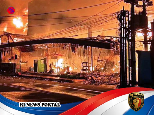 Api Dahsyat Hanguskan Ikon Belanja Rita Pasaraya Cilacap