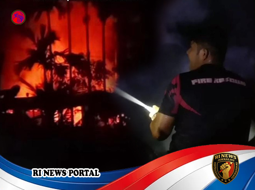 Api Menyambar Rumah di Tengah Malam