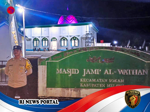 Petugas Lalu Lintas Polres Melawi Sigap Amankan Pusat Keramaian Pasar Juadah Jelang Buka Puasa Ramadhan