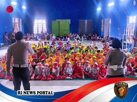 Polisi Sahabat Anak Girimarto Tanamkan Disiplin Lalu Lintas pada 136 Balita TK