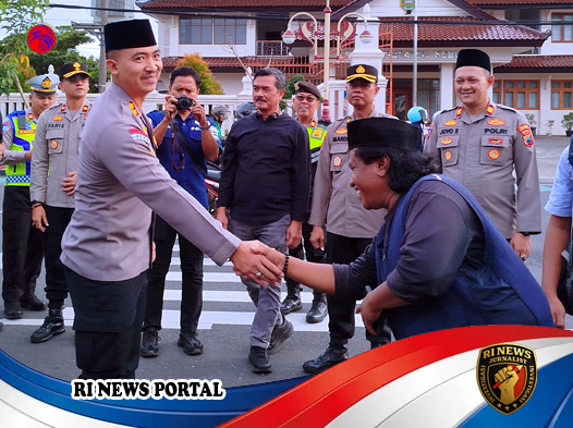 Sinergi Pers dan Polisi Tebar Keberkahan Ramadan di Kebumen Jelang Berbuka Puasa
