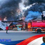 Respons Cepat Polres Melawi Atasi Kebakaran di Jalan Juang Nanga Pinoh