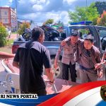 Respons Sigap Sabhara Selamatkan Korban Tabrakan Motor di Jalan Poros Tengah Nanga Pinoh