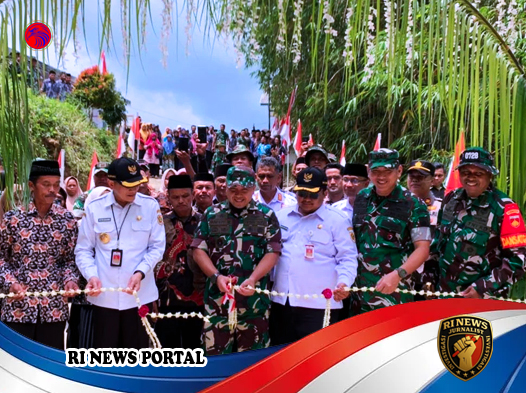 Sinergi TNI dan Masyarakat Wujudkan Akses Desa yang Lebih Baik