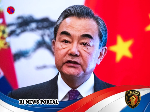 Wang Yi Dorong Gencatan Senjata Usai Serangan AS-Israel Tewaskan Pemimpin Tertinggi Iran