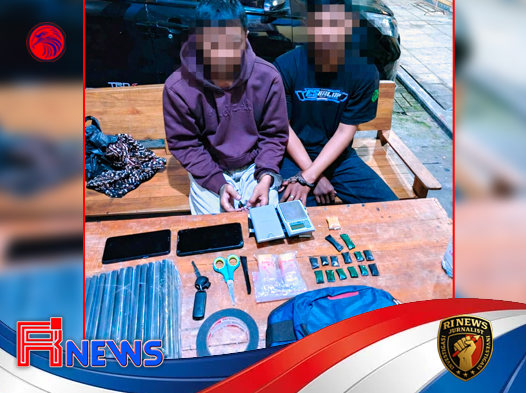 Dua Kurir Ditangkap di Depan Toko Kelontong