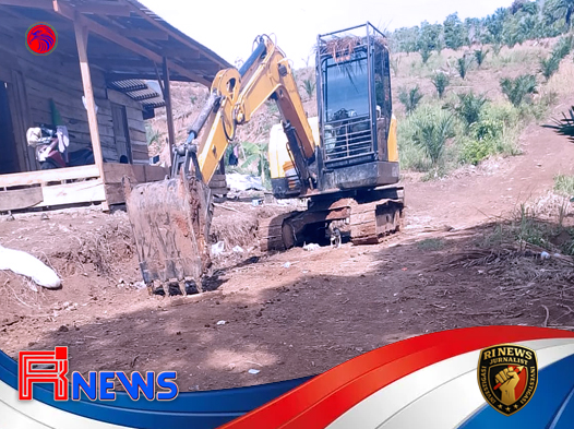 Keindahan Hijau Bukit Barisan yang Terancam