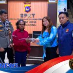 Polisi Tepus Temukan dan Kembalikan iPhone Wisatawan Malaysia yang Hilang di Pantai Timang