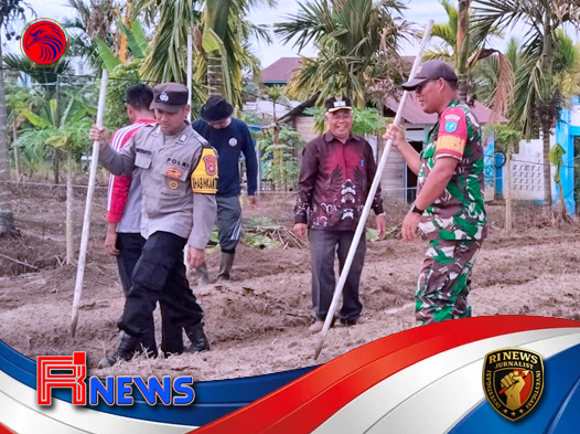 Bhabinkamtibmas dan Babinsa Tanam Jagung Hibrida Demi Ketahanan Pangan Nasional