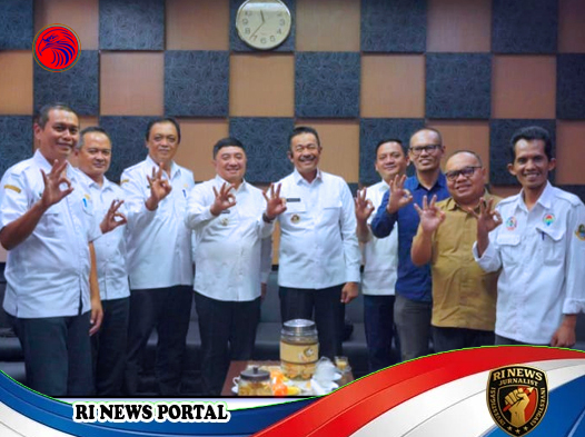 Bupati Saipullah Tiru Sukses Garut Kelola Serai Wangi