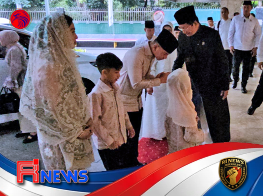 Gibran dan Jan Ethes Hadirkan Kehangatan Keluarga di Tengah Shalat Idul Adha di Istiqlal