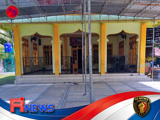 Gotong Royong TNI dan Warga Sukses Ubah Halaman Masjid