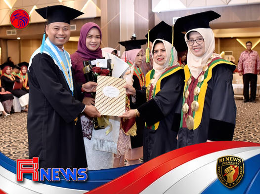Kapolsek Tapan Raih Lulusan Terbaik Magister Manajemen
