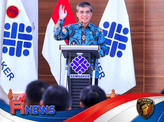 Menaker Yassierli Ajak Talenta Muda Indonesia Tak Sekadar Siap Kerja