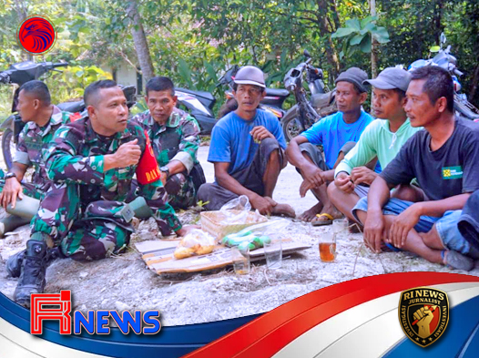 Senyuman di Tengah Debu Ikatan TNI-Rakyat yang Semakin Erat