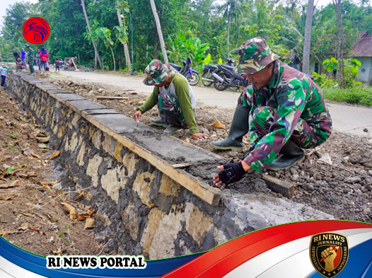 Sinergi Masyarakat dan Satgas TMMD Percepat Pembangunan Talud Jalan di Kwarakan