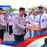 Polisi Berbagi Sepatu dan Harapan untuk Generasi Muda Sukoharjo