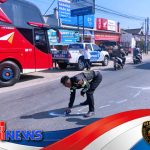 Motor Oleng Tabrak Bus Saat Mendahului