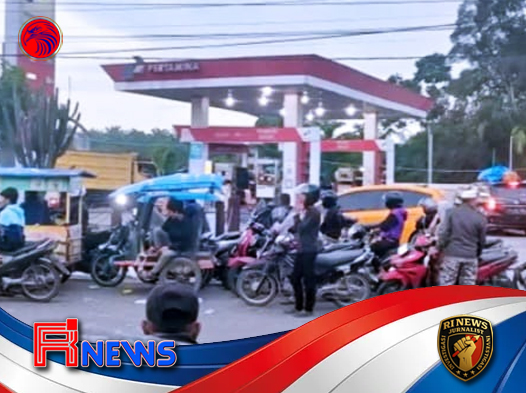 Antrian BBM di Subulussalam