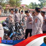 Kapolres Melawi Pastikan Kesiapan Bhabinkamtibmas melalui Dialog Langsung dan Pemeriksaan Personel