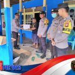 Polsek Sayan Ulurkan Bantuan Sembako Bagi Warga Terdampak Kabut Asap Karhutla di Melawi
