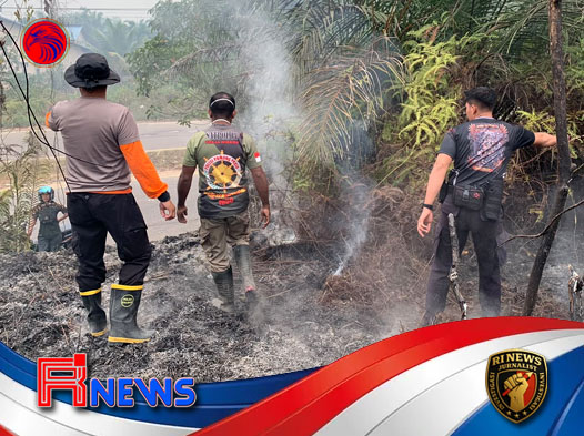 Sinergi Polres Melawi dan Satpol PP Berhasil Padamkan Api di Tanjung Lay