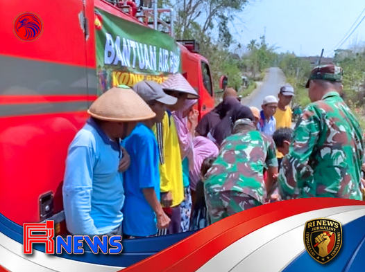 TNI Sampaikan Bantuan Air Bersih ke Desa Jimbar Wonogiri
